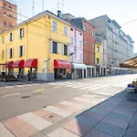 Guesthost - Lovely In Parma!