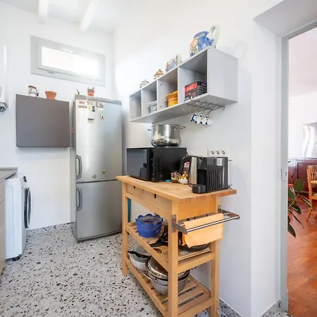 Guesthost - Lovely In Parma!