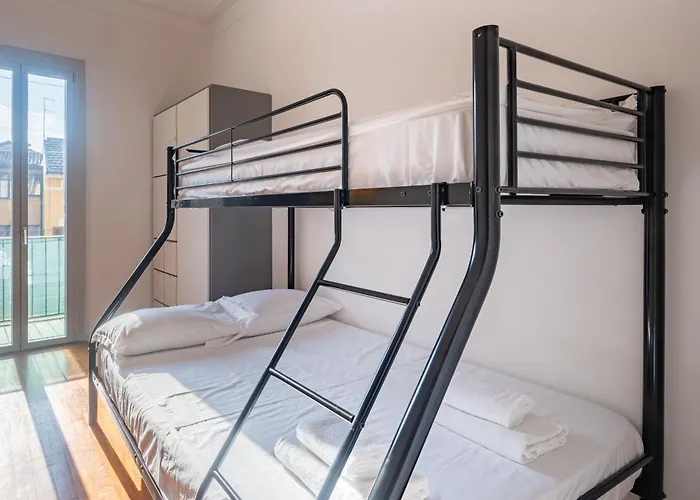 Guesthost - Lovely In Parma!