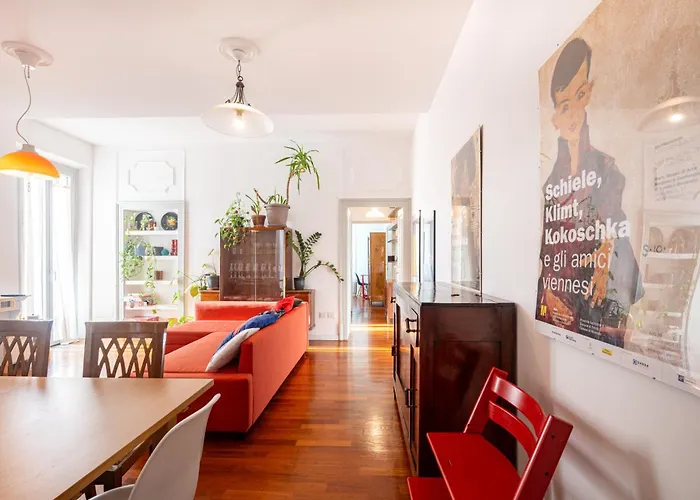 Apartamento Guesthost - Lovely In Parma!